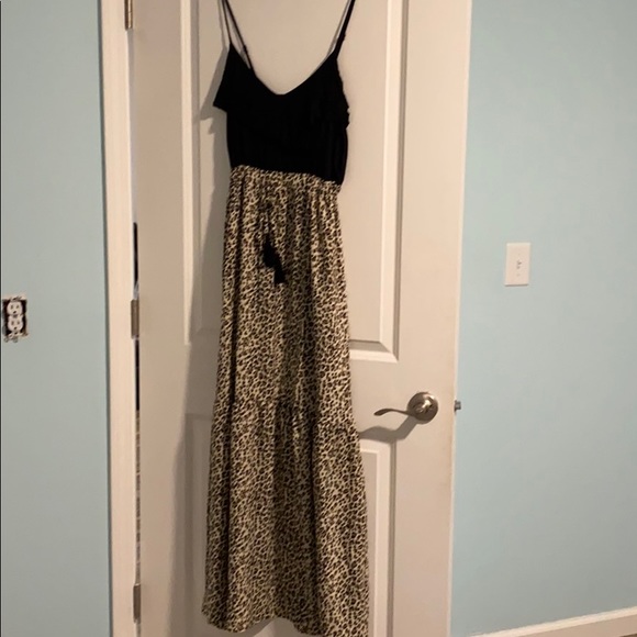 Main Strip Dresses & Skirts - Leopard print dress